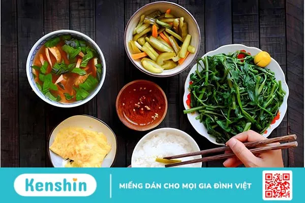 100gr cơm bao nhiêu calo? Liệu ăn cơm có tăng cân không? 4