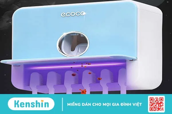 Sử dụng máy tiệt trùng bàn chải bằng tia UV