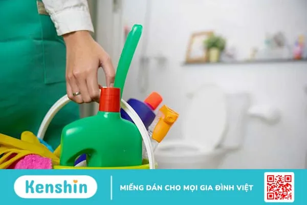 Ấu trùng ruồi maggot gây bệnh gì? Nguyên nhân, triệu chứng, chẩn đoán và cách điều trị bệnh