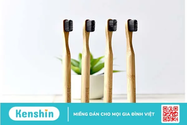 Bàn chải bằng tre, sợi than hoạt tính