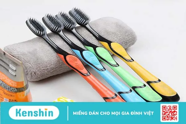 Bàn chải than tre hoạt tính siêu mềm