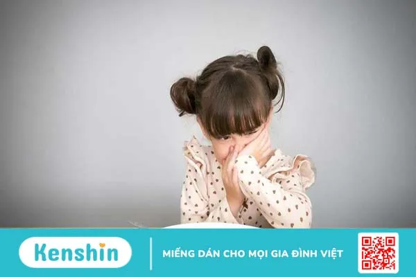 Bé 2 tuổi không chịu ăn phải làm sao? Giải pháp giúp bé ăn ngon miệng hơn 1