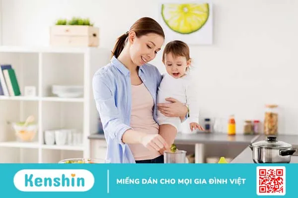 Bé 5 tháng ăn bánh ăn dặm được không? Thời điểm thích hợp để bé ăn bánh ăn dặm 4