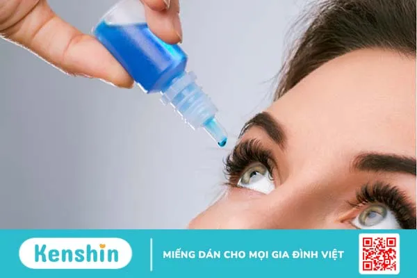 Bị khô mắt chảy nước mắt phải làm sao? 3