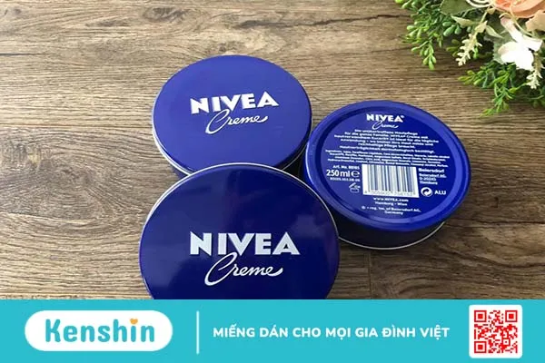 Bí quyết dưỡng ẩm cho da khô đơn giản và hiệu quả 3