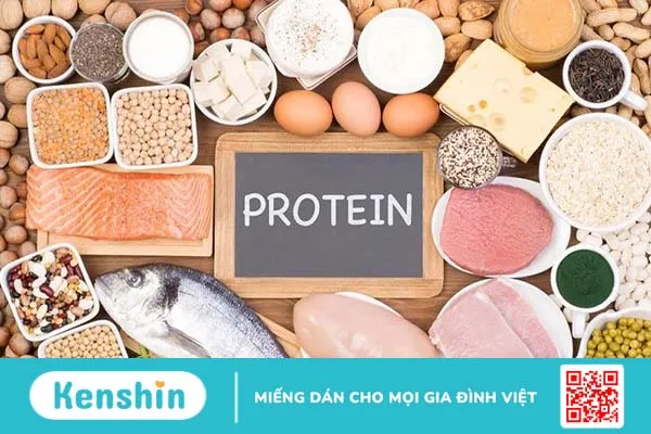 Cung cấp protein cho trẻ từ cá, trứng, sữa