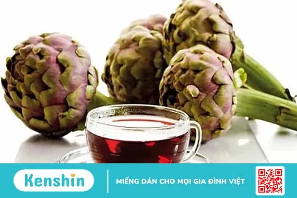 Bột atiso khấy cùng nước ấm và uống