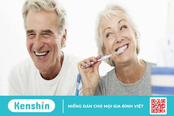 Các bệnh về răng thường gặp ở người già cần đặc biệt chú ý 3