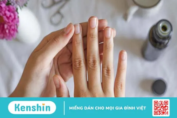 Cách dưỡng móng tay khỏe đẹp tại nhà chị em nhất định phải biết 2