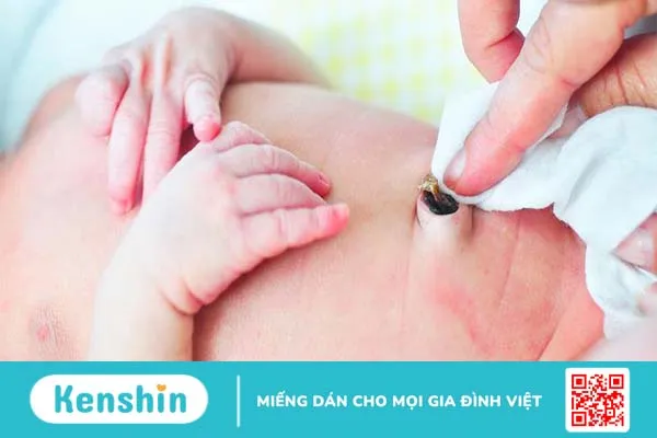 Cẩm nang chăm sóc mẹ và bé sau sinh tháng đầu từ A-Z 3