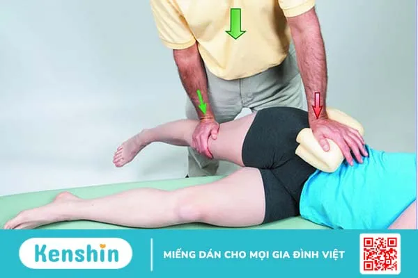 Cần làm gì khi đá bóng bị đau háng 2