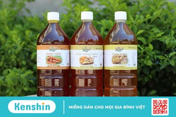 trị rạn da sau sinh bằng rượu gừng nghệ 3