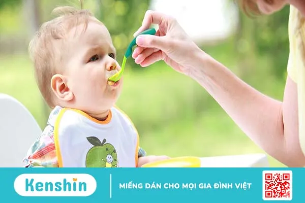 Có thể pha bột ăn dặm với sữa công thức được không? 1