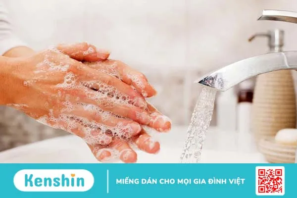 Dấu hiệu và triệu chứng nhiễm trùng mắt3