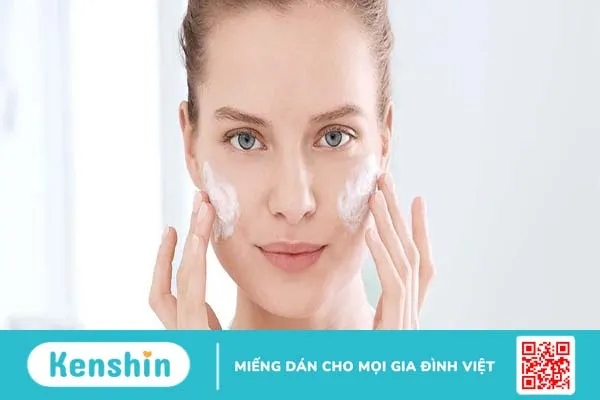 Dị ứng cồn trong mỹ phẩm: Dấu hiệu nhận biết và cách xử lý 4