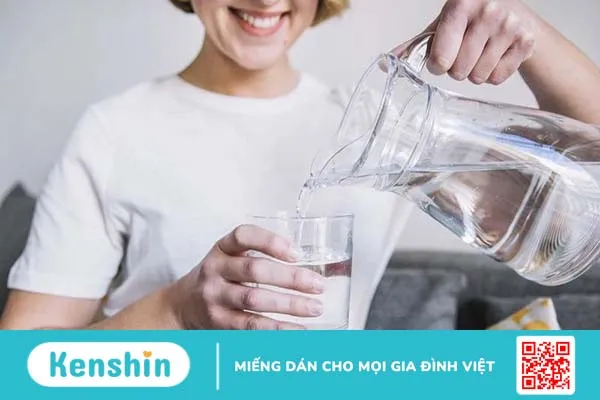 Dung dịch vệ sinh phụ nữ rửa mặt được không 3