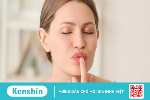 Dưỡng môi bằng vaseline có được không? 3