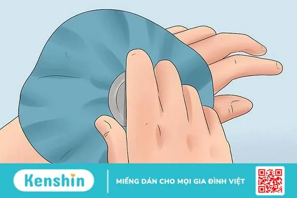 Không nên chà sát mạnh trên da