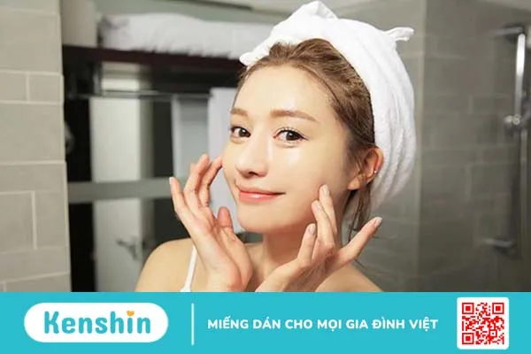 Có thể tách buổi khi sử dụng retinol và hyaluronic acid