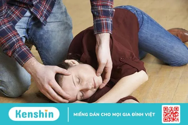 Làm gì với người động kinh sùi bọt mép: Cách xử lý đúng đắn khi gặp phải trường hợp này 3