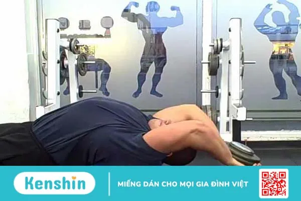 Lợi ích của bài tập Dumbbell pullover, cách thực hiện và những lỗi mắc phải thường gặp 3