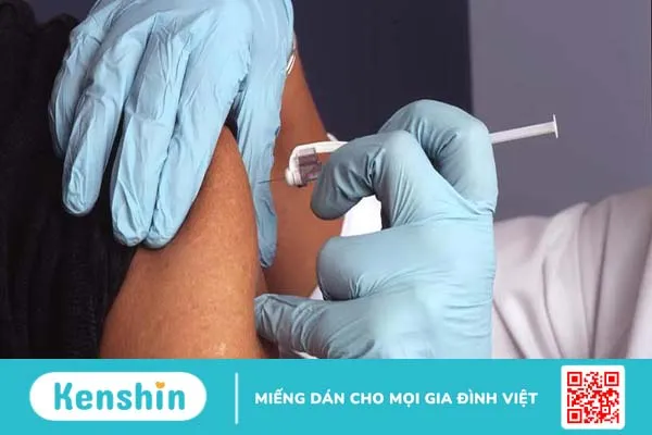 Lưu ý khi tiêm vaccine Astrazeneca bạn cần biết 2