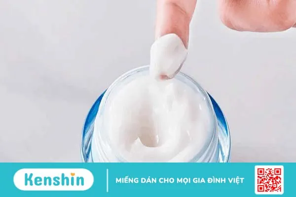 Mách bạn những loại kem trị dị ứng mỹ phẩm giúp da nhanh hồi phục 3