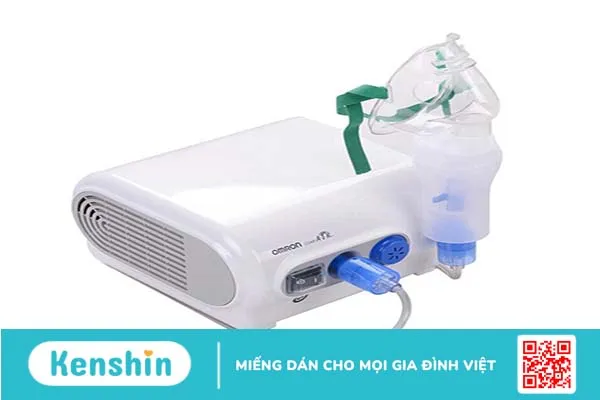 Máy xông khí dung Omron NE-C28 có kích thước to nên khá bất tiện và khó khăn khi muốn mang theo bên người