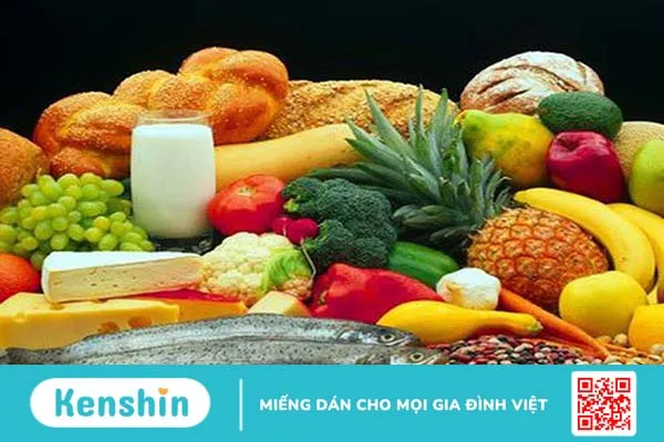 Bạn cần có chế độ ăn uống lành mạnh, khoa học để kiểm soát lượng đường trong máu