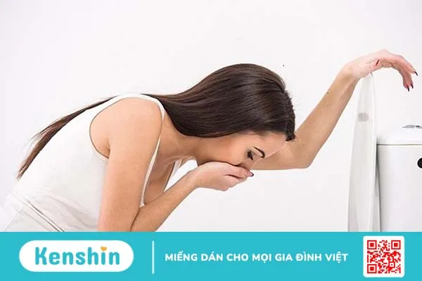 Triệu chứng buồn nôn, đau bụng khi bị ngộ độc digoxin