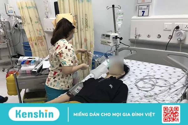 Khi bị ngộ độc diquat cần làm sạch chất độc trong thời gian sớm nhất