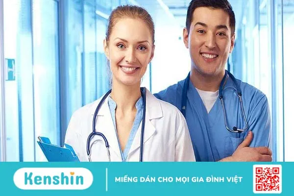 Nhóm bác sĩ đa chuyên khoa điều trị đa u tủy xương