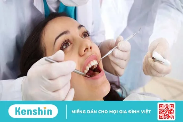 Không thăm khám bác sĩ nha khoa là một trong những thói quen làm hỏng răng