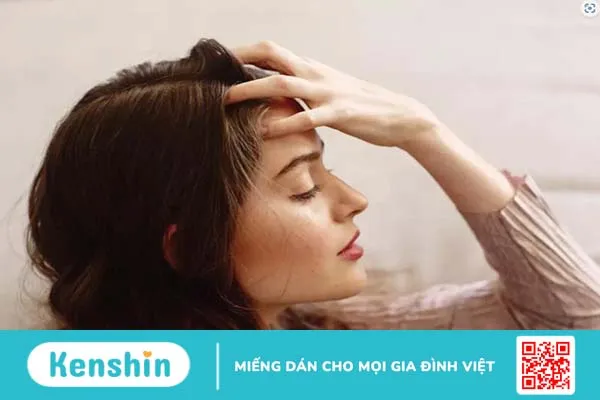 Nổi mụn ở trán 03