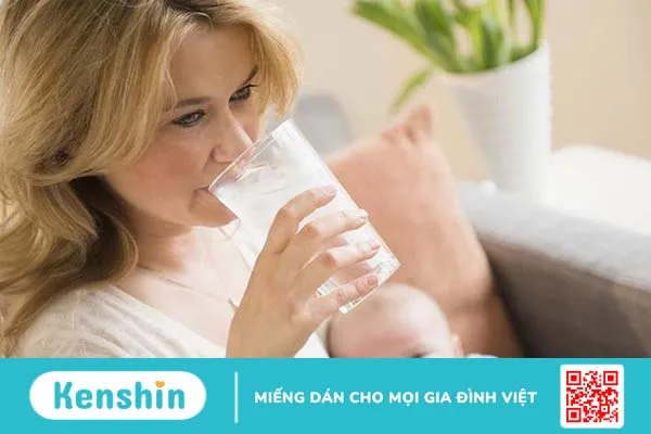 Nữ giới bị ù tai phải sau sinh phải làm sao 2