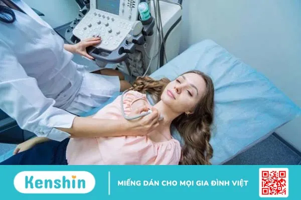 Phân biệt bướu cổ và u tuyến giáp. Nguyên nhân và cách điều trị 4