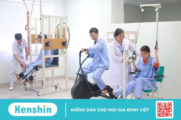 Phẫu thuật dị dạng mạch máu não và cách chăm sóc sau phẫu thuật 4