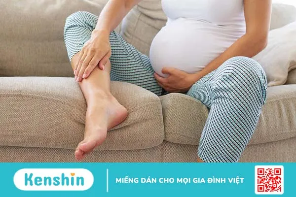 Phù chân khi mang thai tháng cuối và những điều mà bạn cần biết 1