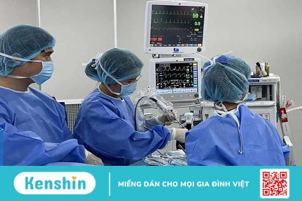 Tìm hiểu về phương pháp phẫu thuật u hốc mắt là gì? Quy trình thực hiện ra sao? 2