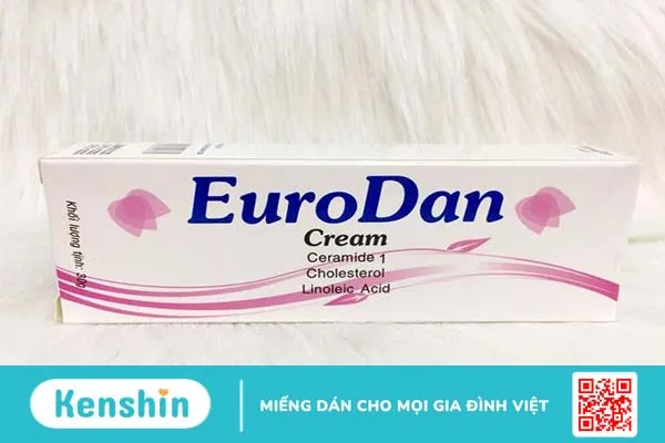 review kem trị rạn da sau sinh 5