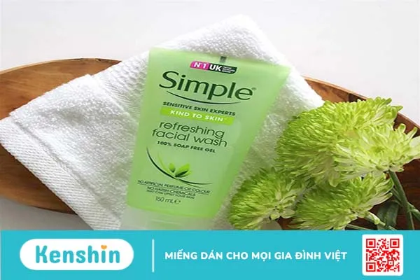 So sánh sữa rửa mặt Cetaphil và Simple 3