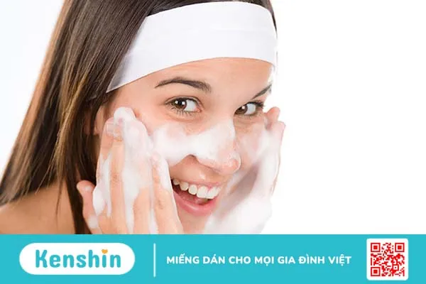 So sánh sữa rửa mặt La Roche Posay và Vichy? Công dụng tuyệt vời của 2 dòng sữa rửa mặt này là gì?