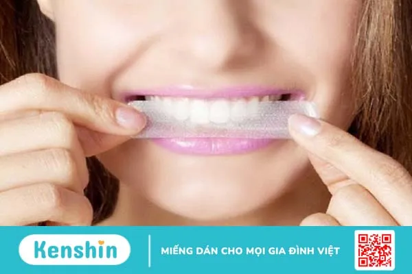 Răng không đều màu là do nha sĩ tẩy trắng sai kỹ thuật