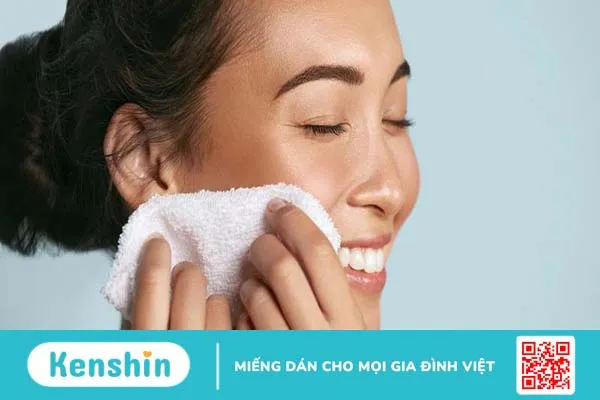 Tẩy trang xong có cần rửa mặt không? Giải thích đầy đủ 3