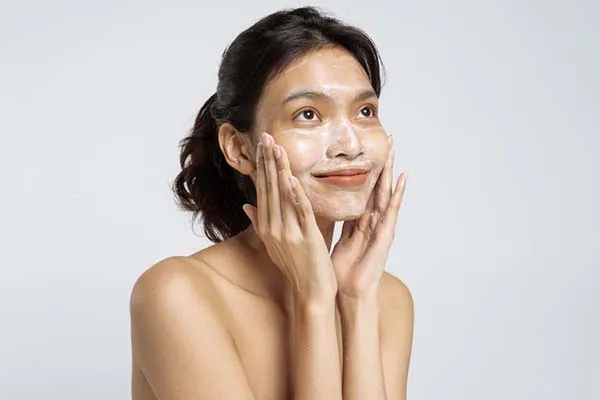 Thời gian giữa các bước skincare bao nhiêu là tốt nhất 3