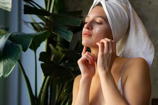 Thời gian giữa các bước skincare bao nhiêu là tốt nhất 4