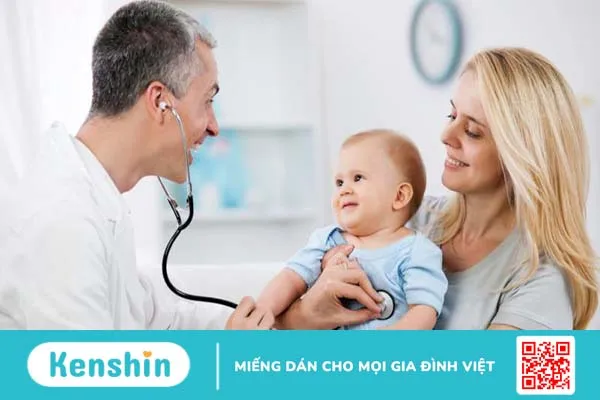 Nếu bé bị sốt không nên cho bé uống vắc xin rota