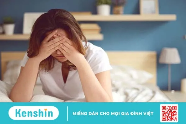 Ù tai phải khi nằm có nguy hiểm không 2