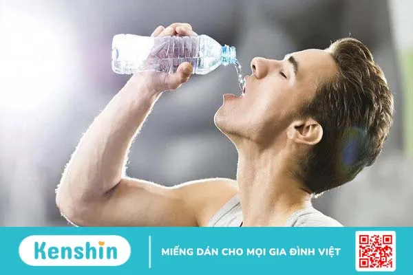 Uống nước bù điện giải nhiều có tốt không?2