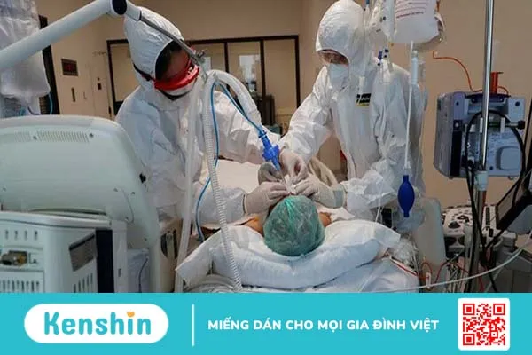 Việt Nam ứng phó với biến chủng mới Omicron của virus SARS-CoV-2